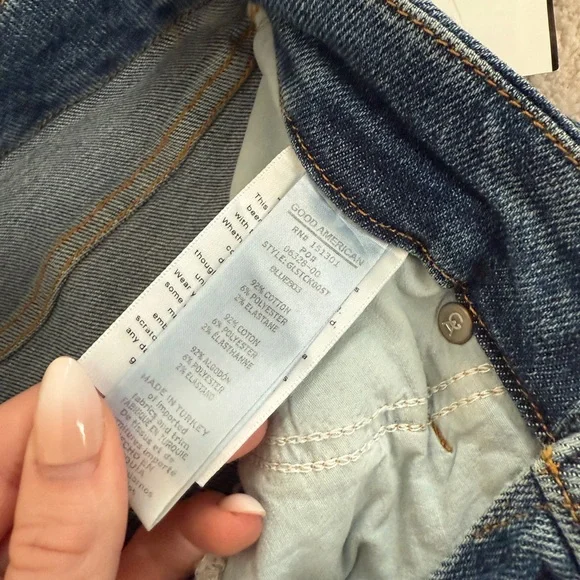 Good American Good Classic Slim Fit Stacked Jeans Blue803 | NWT | Size 10 - Picture 8 of 9